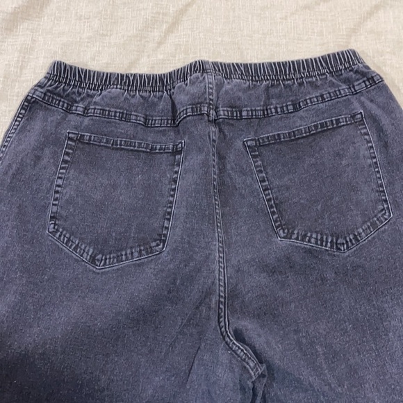 DENIM&CO Stretch Waist Regular Front & back Pocket Jeans 2X distressed Blk denim - Picture 4 of 8